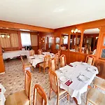 公寓 Karadi Apartmanhaz *