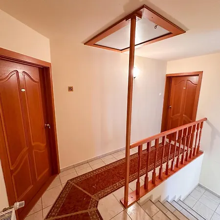 Karadi Apartmanhaz Hajdúszoboszló