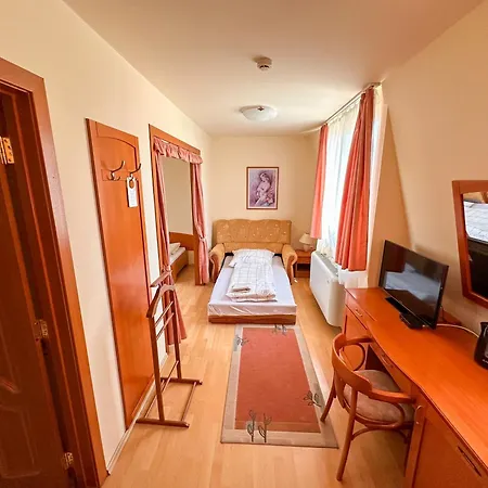 Karadi Apartmanhaz Διαμέρισμα