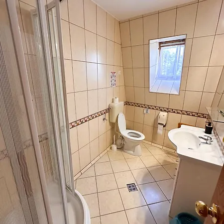 Karadi Apartmanhaz Διαμέρισμα *