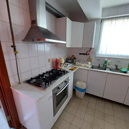 Karadi Apartmanhaz